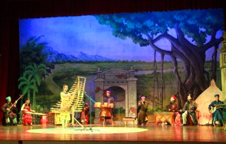Traditional art performance attracts over 1,000 international visitors